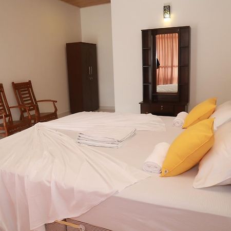 Serene Beach Hotel Dickwella Zewnętrze zdjęcie